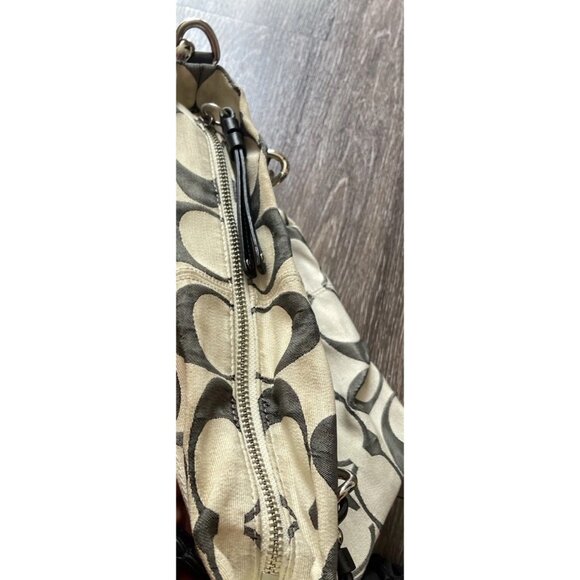 Vintage Coach Canvas Classic Logo Women’s Tote Shoulder Bag Green Mint Interior - Picture 15 of 16